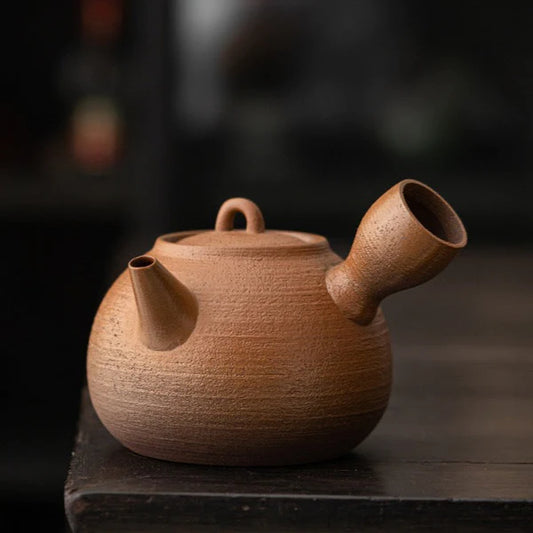 Polish Tea Pots: A Perfect Gift for Tea Enthusiasts