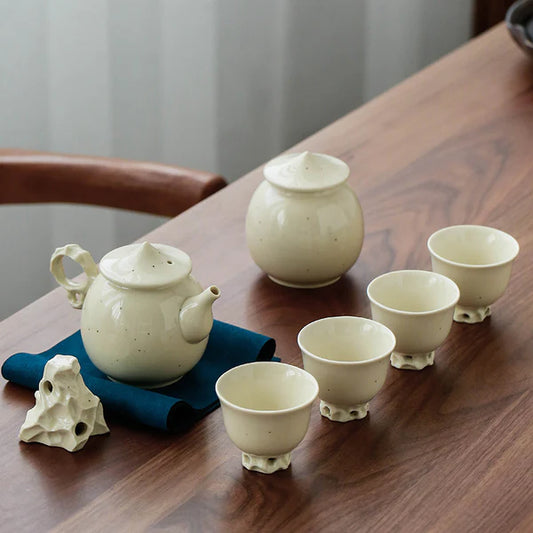 Unveiling the Secrets Behind the Craftsmanship of Polish Tea Pots