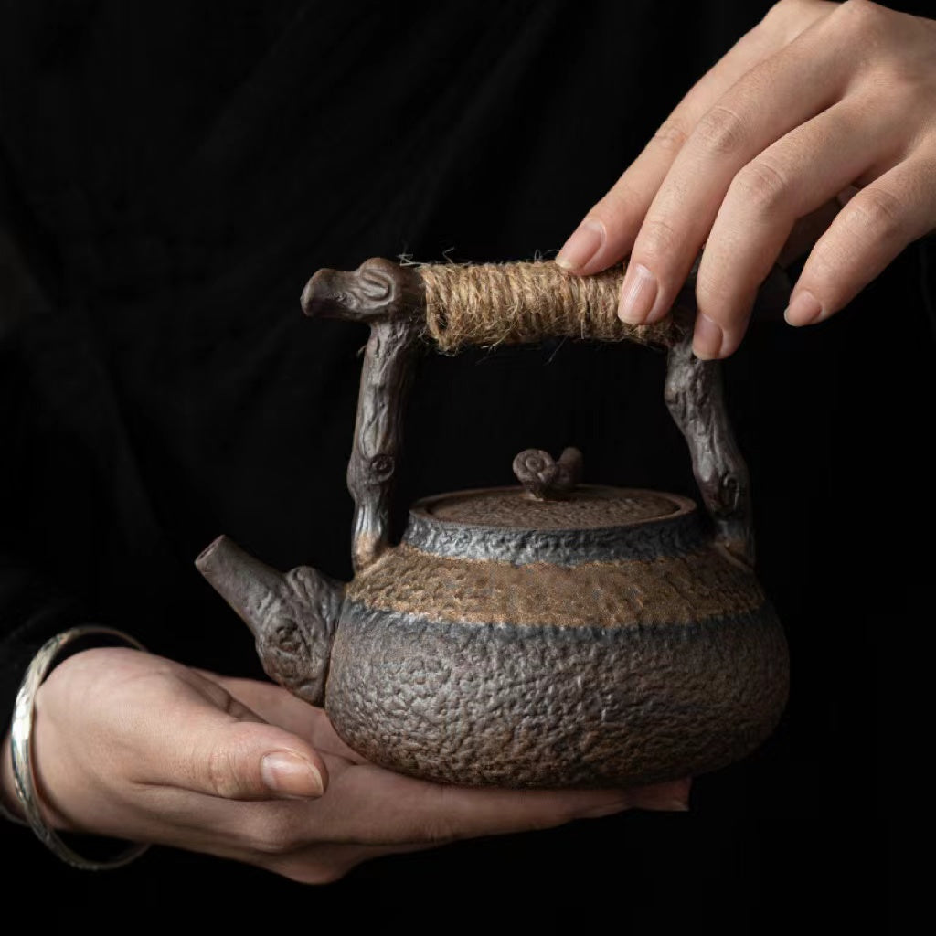 Hemp Rope Handle Deadwood Lift-Beam ceramic teapot