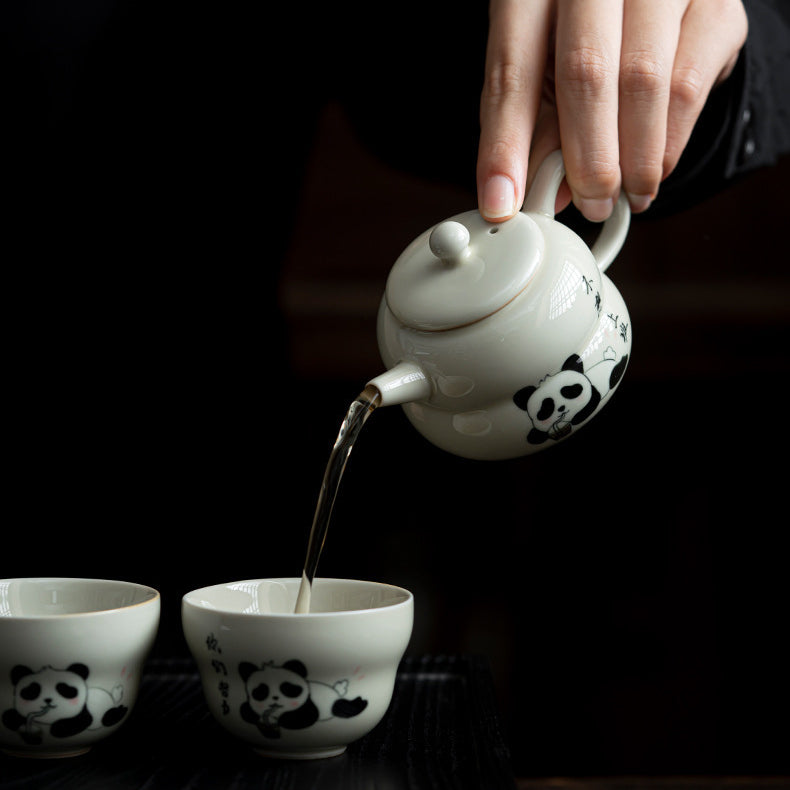 Pure hand-painted tea set Chinese Panda pot of two cups，ceramic teaset